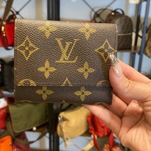 Louis Vuitton Monogram Card Holder